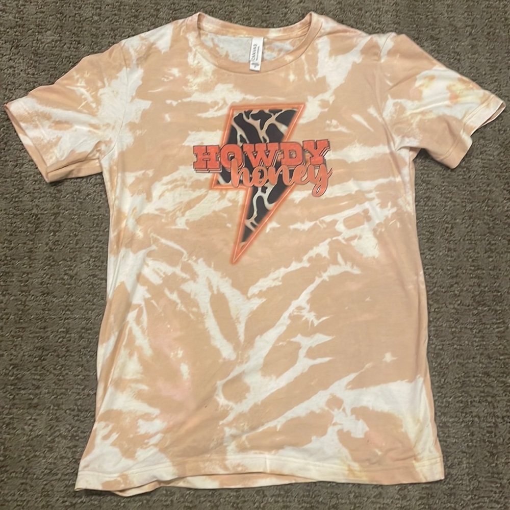 Howdy bleached tee